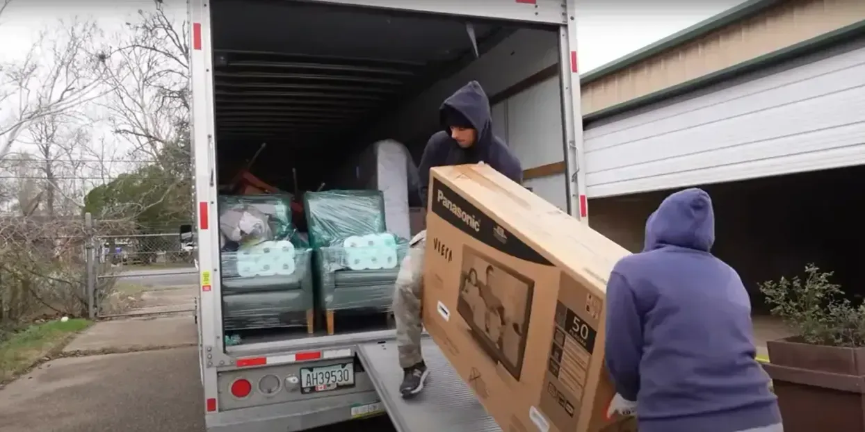 Packing delicate items